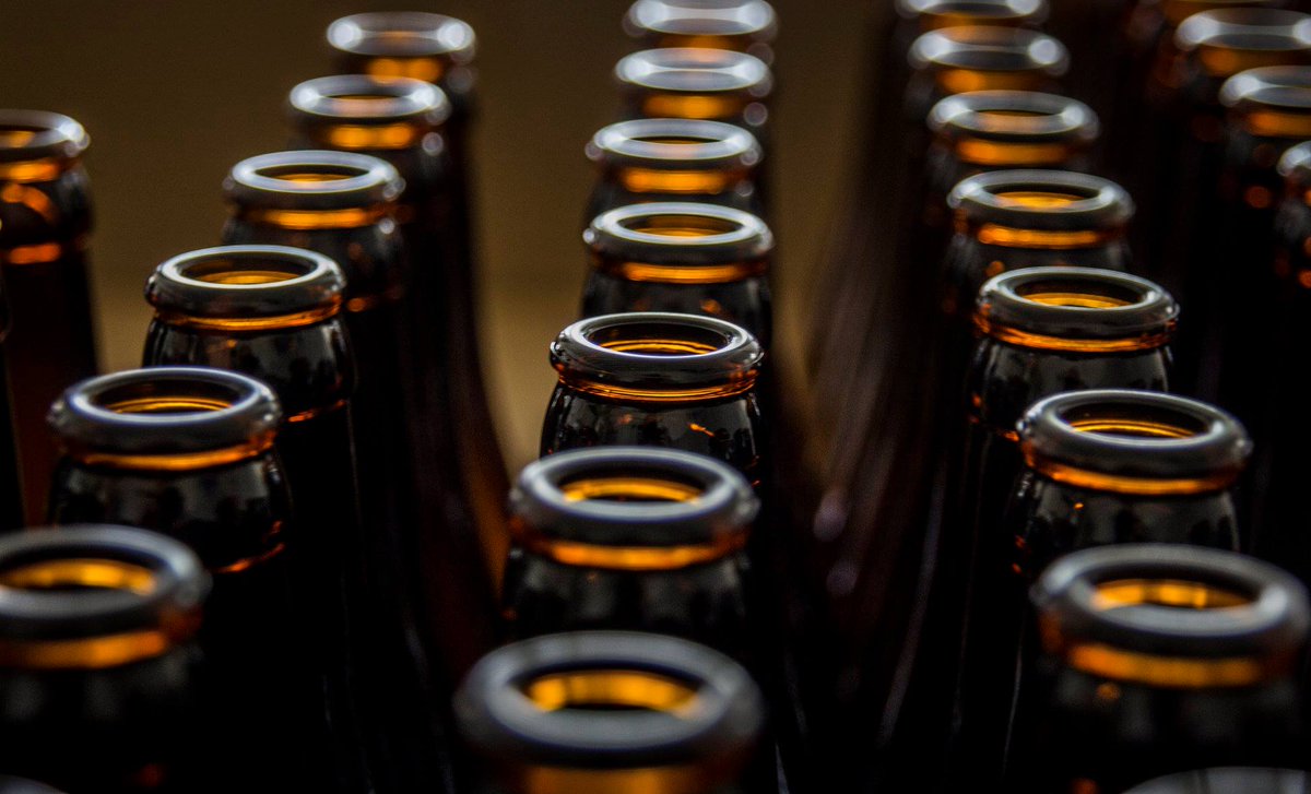 De Poes guarantees high-quality and top-notch Belgian beers. What matters most for us is the quality of the end product. That quality is achieved by letting the craft of brewing and today’s know-how go hand in hand.

#DePoes