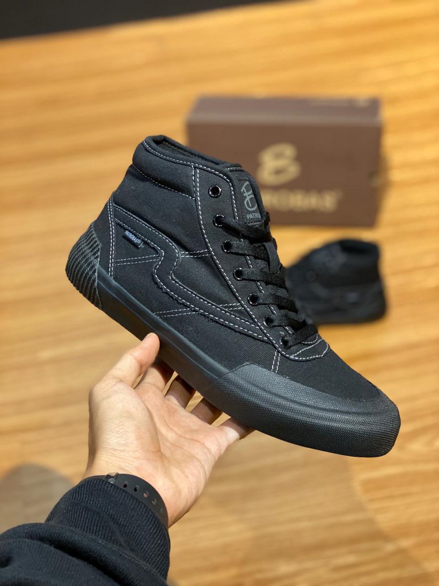 orilookstore's tweet photo. !!! Masih Anget anget!!! 
Patrobas Equip High Full Black
•
Available Size 
Size 38-44
• 
Harga Rp. 260k ( Retail 290k )
•
For Order and Inquiries
Wa : 089670388783

#orilookstore #patrobas #sepatulokal https://t.co/1bjFLcoydS
