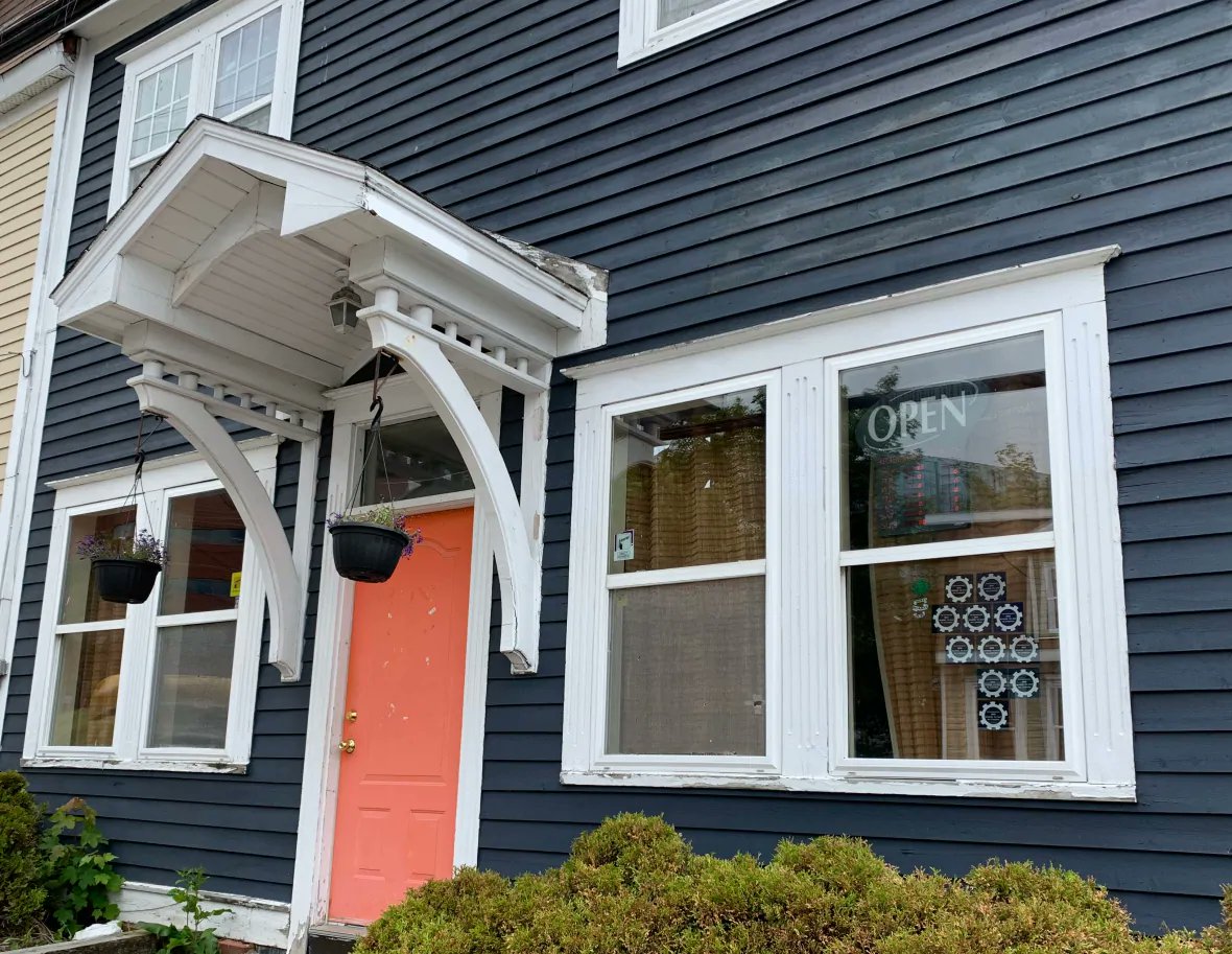 CBCNL's tweet photo. After almost 30 years in business, Talat Mian's popular St. John's restaurant International Flavours is no more — but that's not what she wanted to happen

https://t.co/Zvh2h5jM3m https://t.co/H6VIsD4rRA