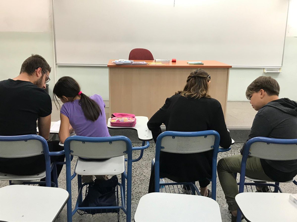 BilkentGEP's tweet photo. GEP gönüllüleri olarak derslerden sonra birbirinden eğlenceli ve bilgilendirici etkinliklerimizle her bir çocuğumuzu buluşturmayı çok özledik 🥰❤️✨ https://t.co/Bc6A4IqFz6