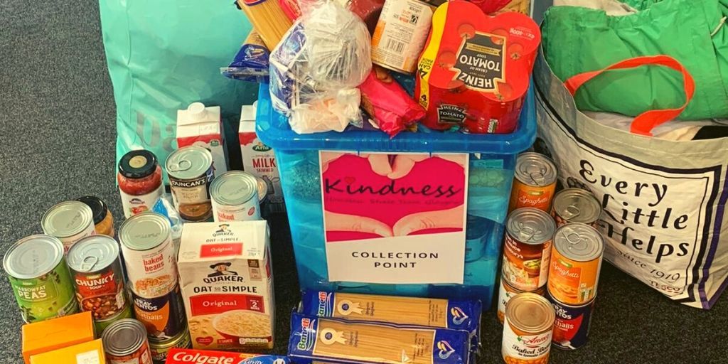 Overwhelmed by the support of our local communities, dropping items at our collection points at Cardonald &amp; Muirend to donate to <a href="/KindnessGlasgow/">Kindness Homeless Street Team Glasgow</a>. #charity #kindnessstreetteam #Glasgow.