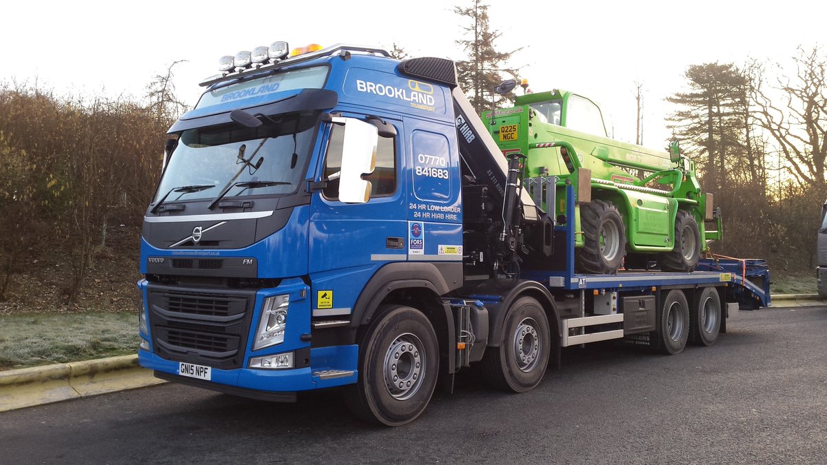 AT_Limited's tweet photo. #Flashback 2015 Brookland Transports 32 tonne Andover plant body fitted with fold forward power toe ramps and front mounted Hiab crane #PlantBodies #LowHeight #CraneVehicles #Beavertail #Andover #AT #WestSussex https://t.co/GZ4q7zXeJs