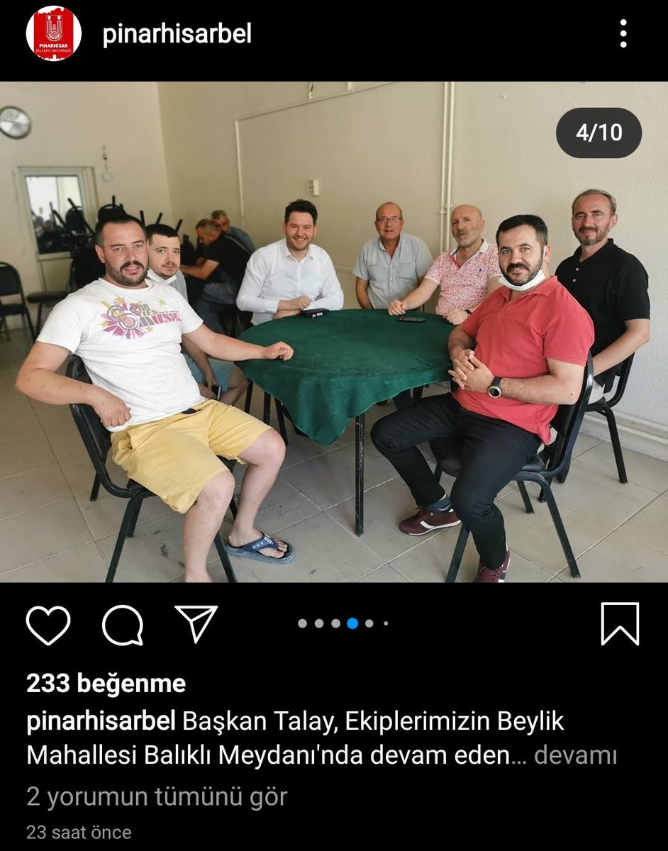 Kırklareli'nin pınarhisar ilçesinde vakalarda artış ve ilçedeki devlet hastanesinde pozitif hastalar var iken 
BELEDİYE başkanı maskesiz şekilde halkın arasında gezip kahvelerde oturuyor.