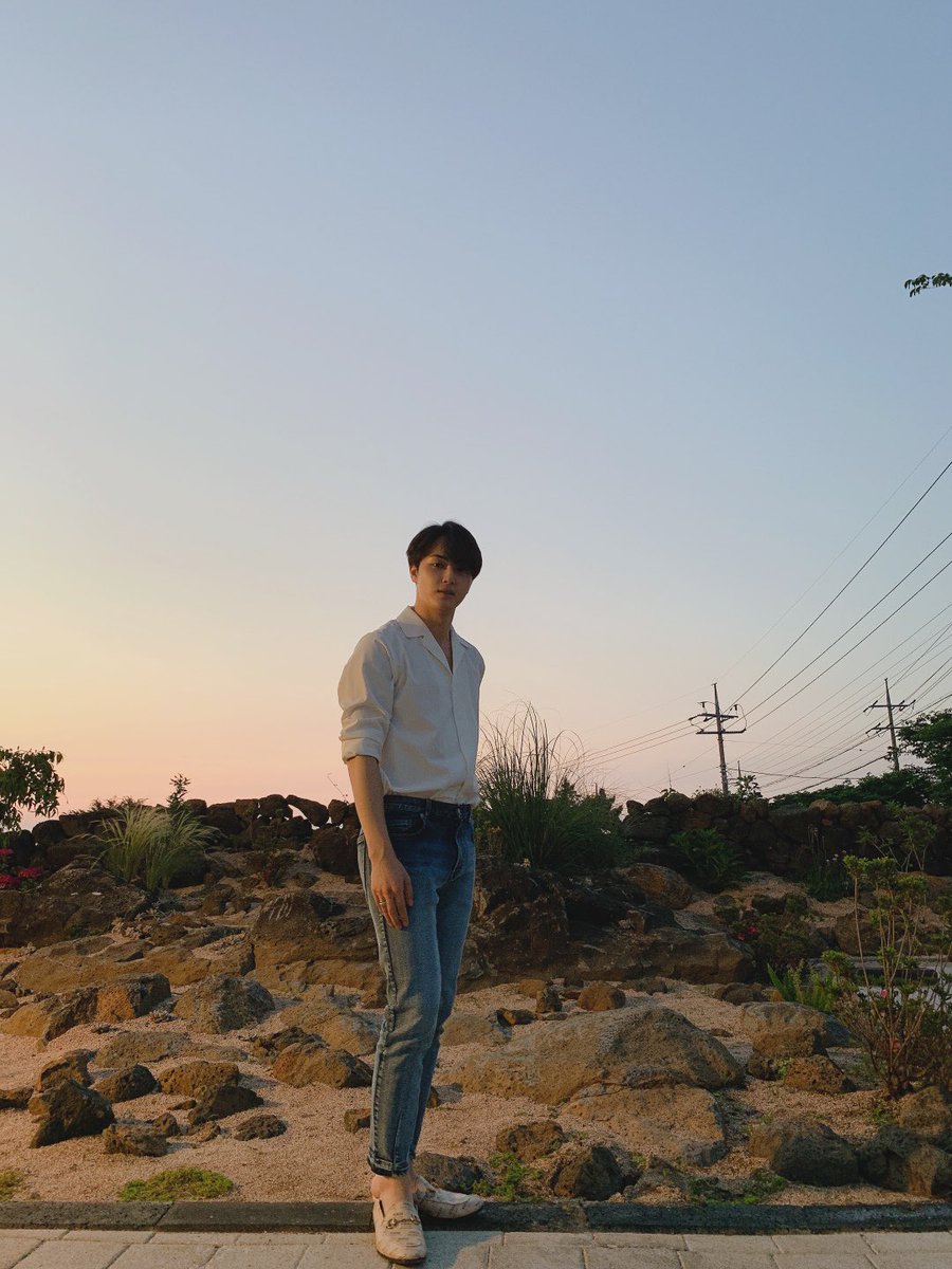 WE_THE_BOYZ's tweet photo. [주학년] 역시 제주도는 힐링입니다
여러분의 힐링은 무엇인가요?😍 https://t.co/sSQGw0y5xK