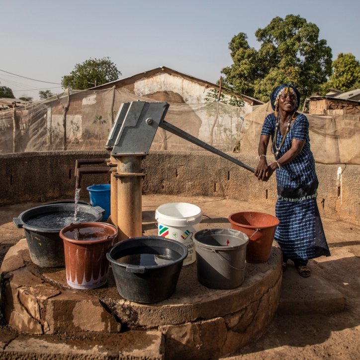 We are working in partnership with <a href="/CO2balance/">CO2balance</a> in The Gambia to improve communities’ access to clean water during the #COVID19 emergency.

Read about how we are helping women like Fanta Kinteh here: bit.ly/3erIvTq