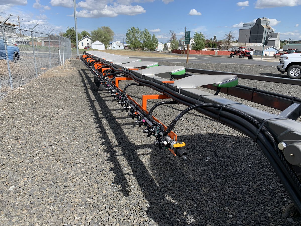 VantagePNW's tweet photo. New WEEDit Quadro headed to the Palouse https://t.co/HVG3Ro0V2s