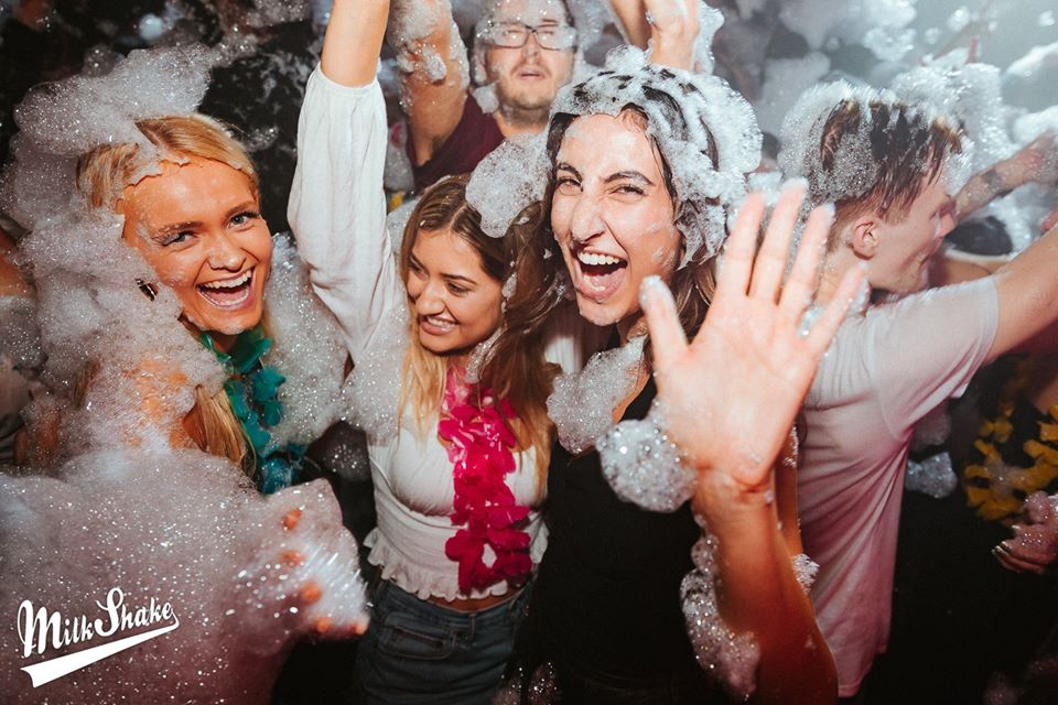 London Freshers' ONLY FOAM RAVE is back on September 22nd! 💧

The Annual EPIC Freshers Foam Rave is on sale now from just £3💨🌴

Expect 3 Arenas, Huge Inflatables, The UK's Biggest Foam Cannon, 1500+ People and drinks from £3: bit.ly/FoamRave2020 😍