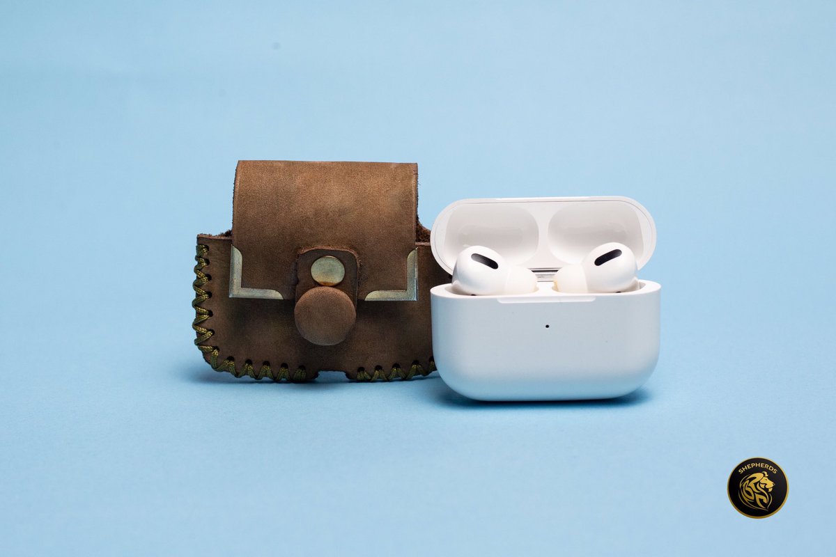 the_law_himself's tweet photo. Top quality Shepherds Leather AirPod cases. 

AIRPOD CASES
1. Regular--- 50.00 / Pro 70.00
2. Swede----- 70.00/ Pro 80.00
3. Green cases --- 60.00/
4. Camo ---- 80.00/ 90.00
5. Handles----- 10.00
Brown----- 60.00/ 70.00
Shiny airpod case ---- 70.00/ 80.00

DM if interested https://t.co/mmuV1n7qmG