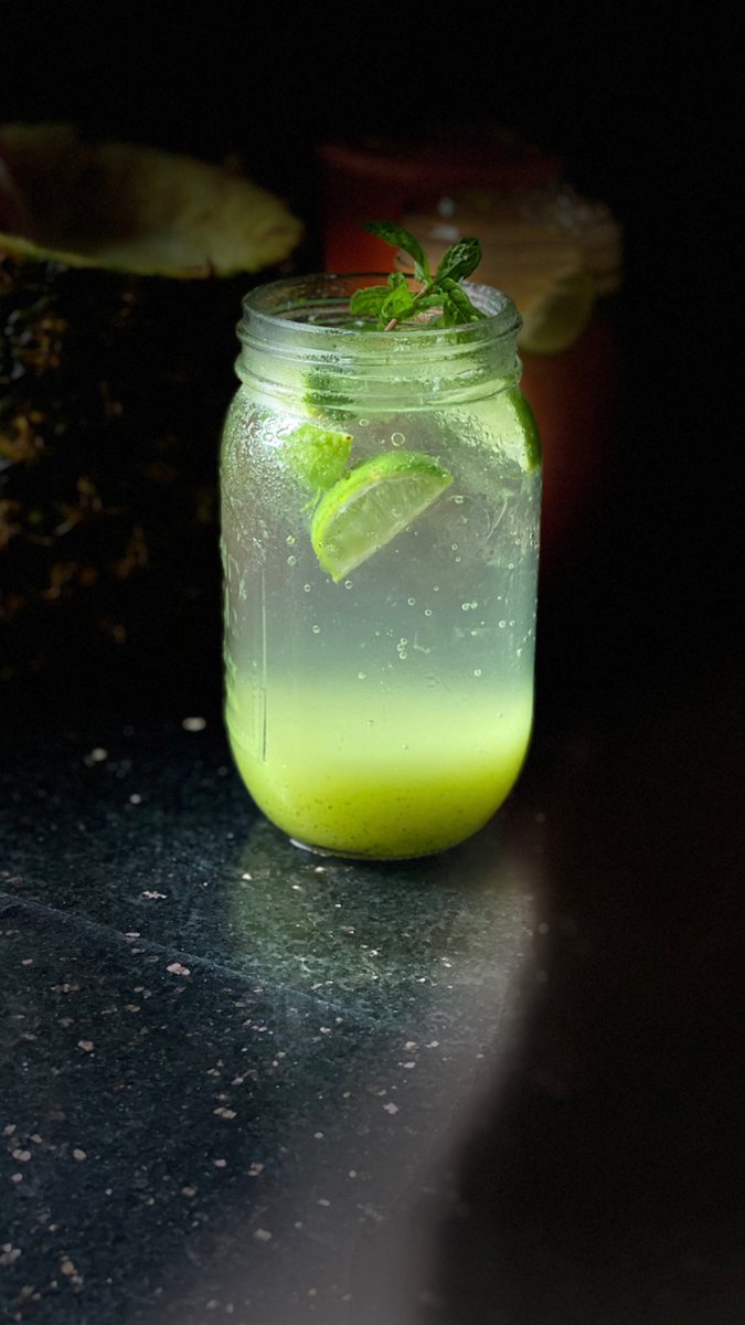 smiley_phaeezah's tweet photo. I started a new business Phaaz Nectar. We make Mocktail, juices, millkshakes and small chops. You can book us for your private and intimate events. You can check us out on Instagram @phaaz_nectar https://t.co/9z7hEkIvSd