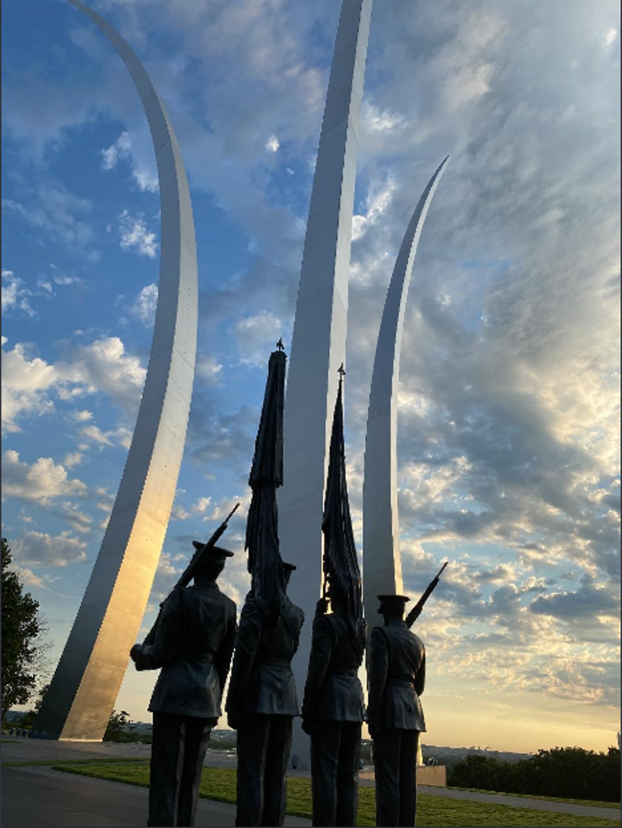 maddogrow's tweet photo. Beautiful morning @USAF Memorial  for the @Esri Virtual Run/Walk as part of #EsriUC2020 https://t.co/Al4IzE1oOm
