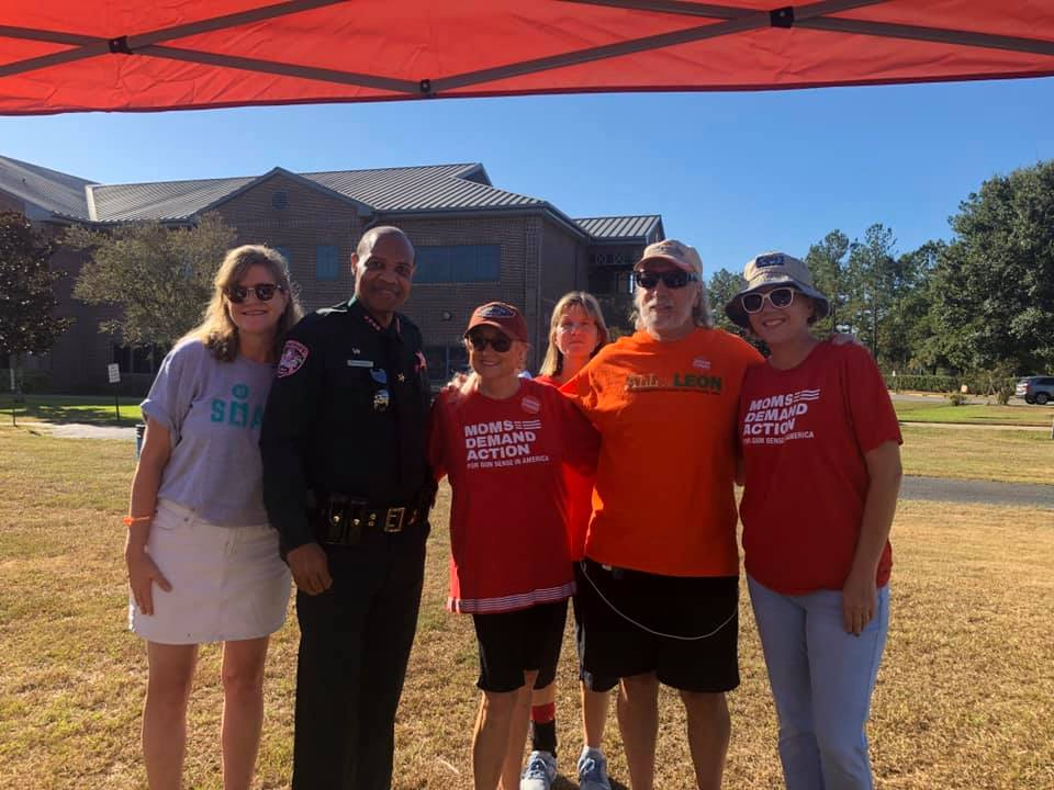 dumo1234's tweet photo. I volunteer with @MomsDemand because I believe we ALL have a responsibility to help make our communities safe from gun violence.  @LeonSheriff #BeSMART #ALLinLEON https://t.co/apM4U7023m