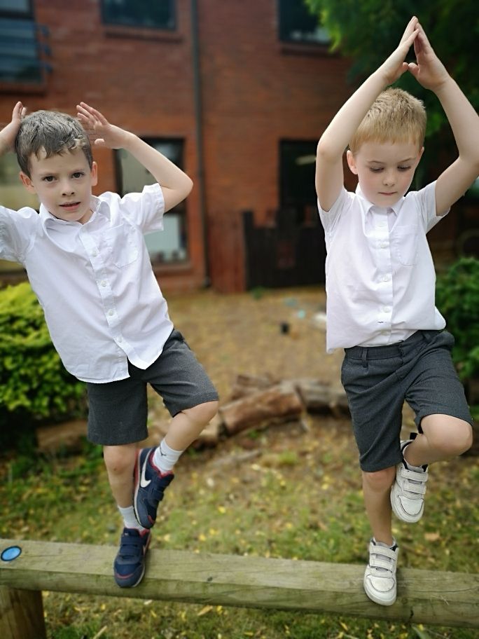 SJCSouthsea's tweet photo. To support their mindfulness programme, our Reception Class have been practising some extra tricky Yoga poses, while using the trim trail to help improve their balance and coordination. #studentsthrive https://t.co/psxAHHRz0U