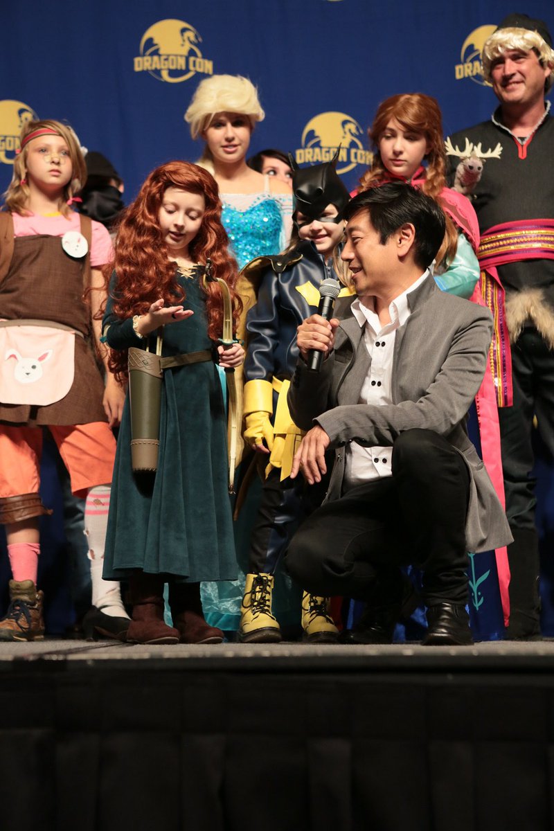 DragonCon's tweet photo. From hosting the masquerade to inspiring makers and builders of all ages, Grant Imahara was an amazing supporter of Dragon Con and our community 

Rest easy friend, and build whatever your heart desires. We’ll miss you. https://t.co/FvLt1PqEpA
