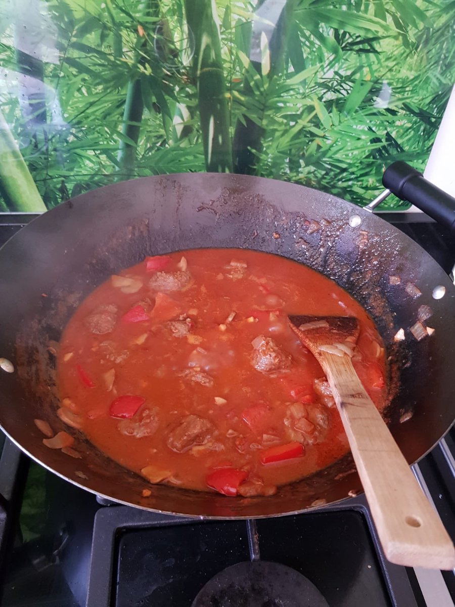 14Coulsdon's tweet photo. When you challenge a new Guide to finish her Skills for the Future Skills Builder and she comes up with this....she’s even agreed to lead the cooking of this meal when she finally gets her first tent camp!
Well done Katie!
#SkillsForLife #StillGuiding #BadgeMad
@GuidingCroydon https://t.co/JKu7kTjd4a