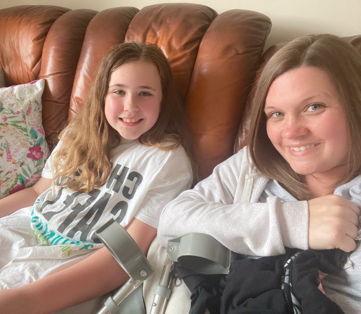 sotonDSN's tweet photo. Got my junior nurse looking after me... even wearing her @InsulinSafety20 t-shirt circa 2019!
#injured #Nurse #JuniorNurse #crutches #tornMCL https://t.co/J0mVEBQYwK