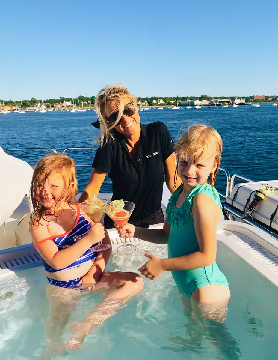 ReardonYacht's tweet photo. We’re so thankful for our crew, who live out what we believe to be true about yachting — Yachting has a lot to do with boats, but it’s more about people. 

#yachting #crew #yachtcrew #crewplacement #moreaboutpeople #thankyou https://t.co/h7ns9Ls6LH