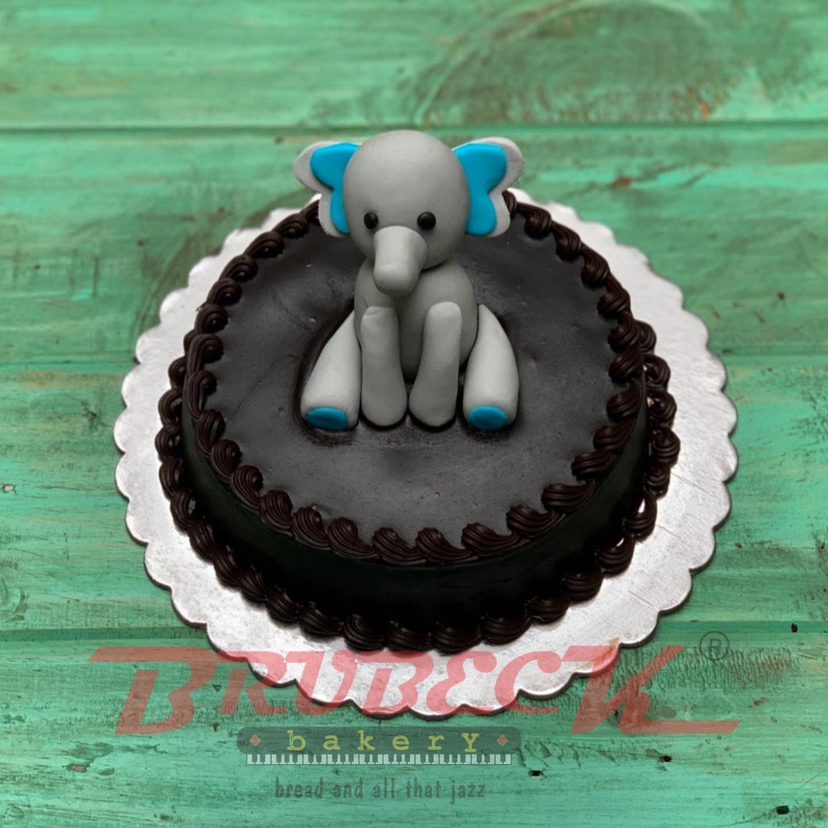 brubeckbakery's tweet photo. The magnificent #elephant is our #stateanimal and also a frequent visiter of the #dalmasantuary only an hour away from @brubeckbakery Order this #elephantfondant cake and many other #animalthemed #cakes from our #bakery #jharkhandstateanimal #loveelephants #protectelephants https://t.co/NqwR5Ikk2c