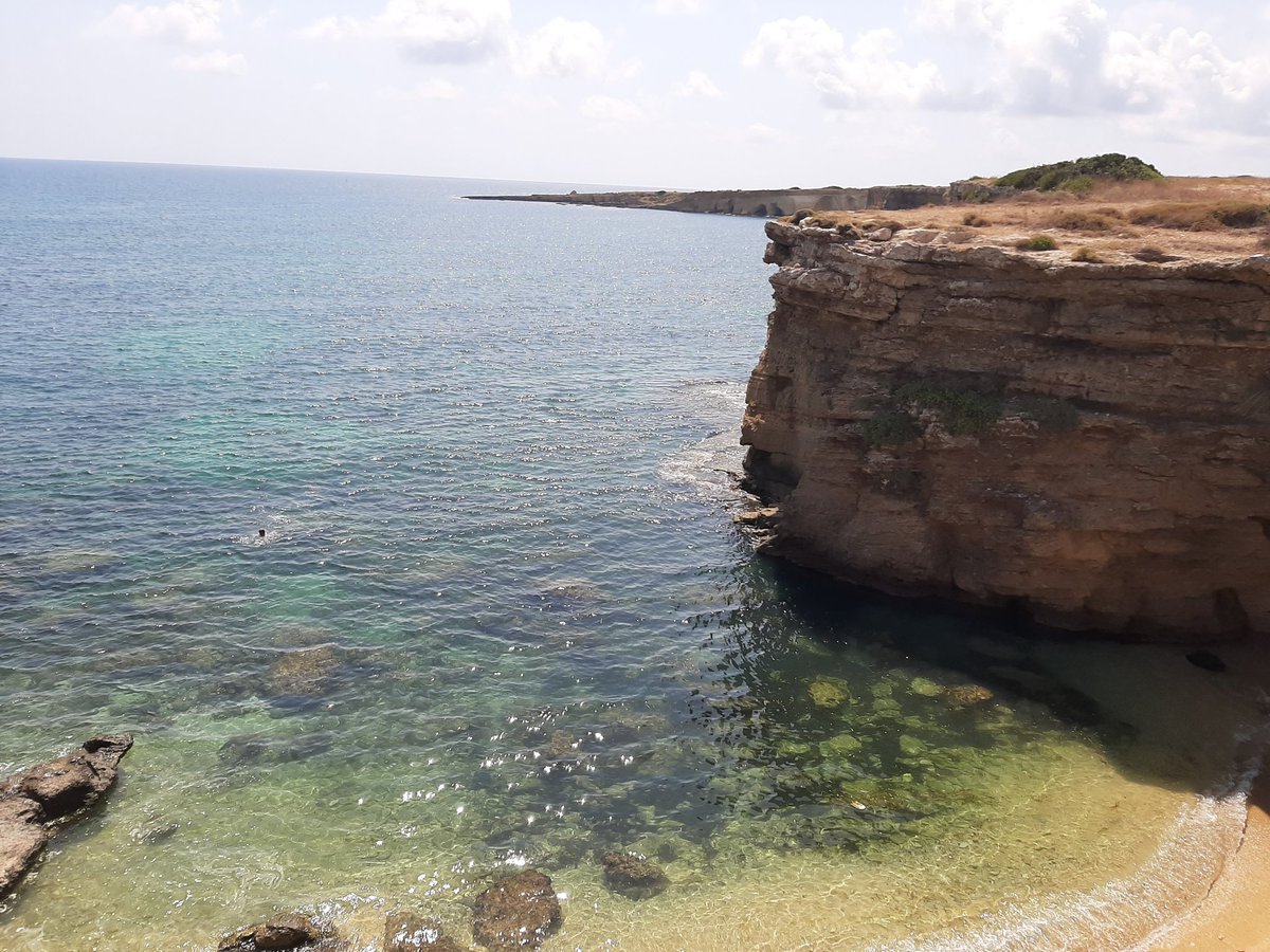 GrazyBell's tweet photo. Posto speciale ed isolato. Special and desert place.

#prospettive #prospectives #mare #sea #natuta #photos #pics #shots #instant #nature #socials https://t.co/1XOLNC2o80