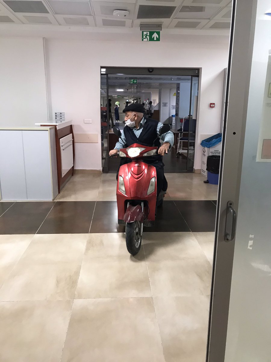 Dayı hastaneye motorla nasıl girdin diyorum basabas girdim yeğenim diyor
