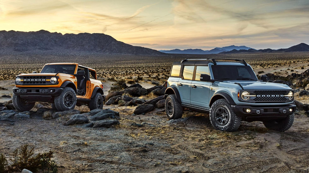 Unsurprisingly Ford has gone down the retro-route. Indeed, design work started with a 3D scan of the first-gen Bronco “that served to influence the proportions and design” of the new one. <a href="/DodgeRAMRunner/">Dodge RAM Runner</a>  <a href="/TrophyTruckInc/">Trophy Truck Inc</a> 
facebook.com/OffRoad.Puro/p…