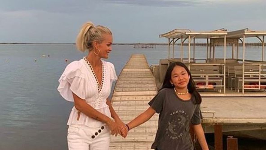 Laeticia Hashtag On Twitter