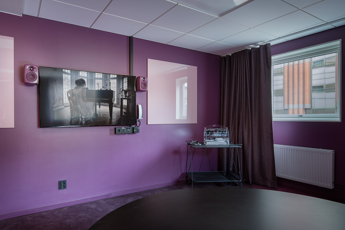 Genelec tweet picture
