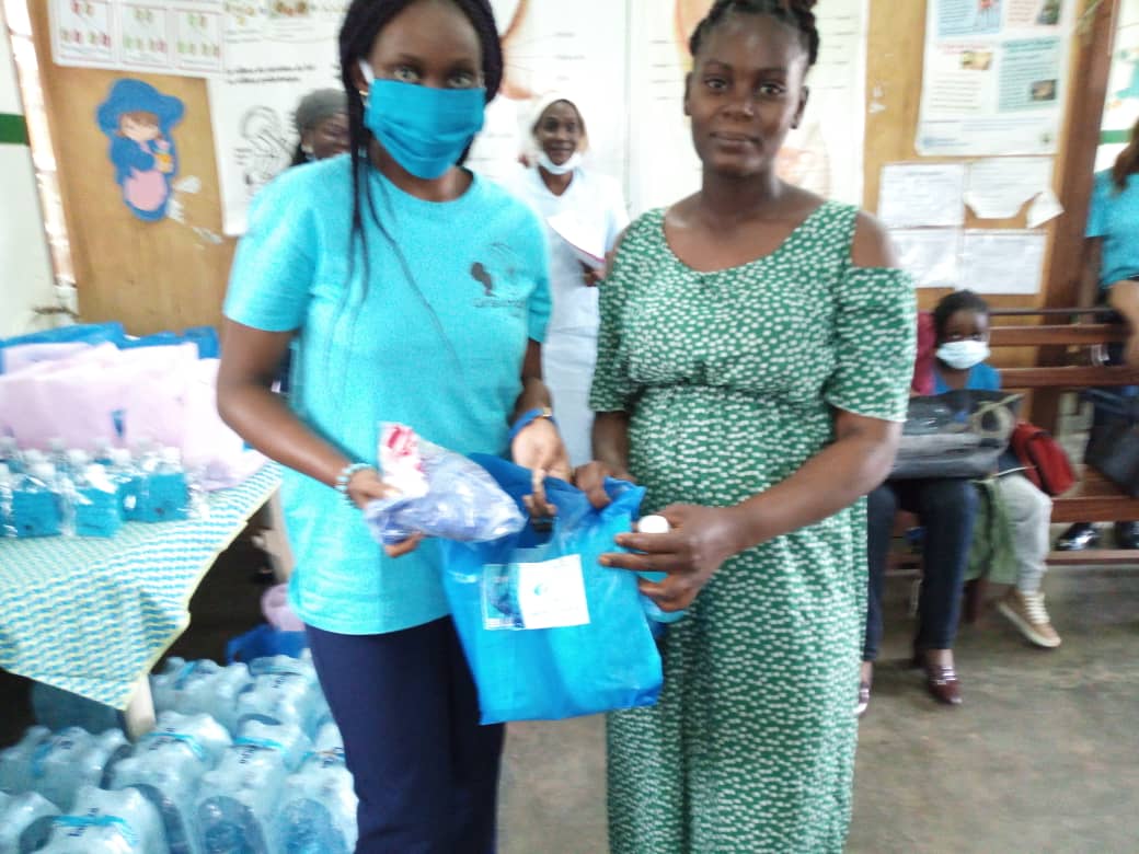 ELametoch's tweet photo. Nous l'avons fait. Apporter de l'espoir à des jeunes mamans en difficulté, avec notre association #Girlsandhope qui place la jeune femme au cœur de ses actions.
@Cyrilhanouna nous souhaitons que vous soyez notre parrain dans cette aventure s'il vous plaît
#Alwayskeephope https://t.co/atKDBl9X4L
