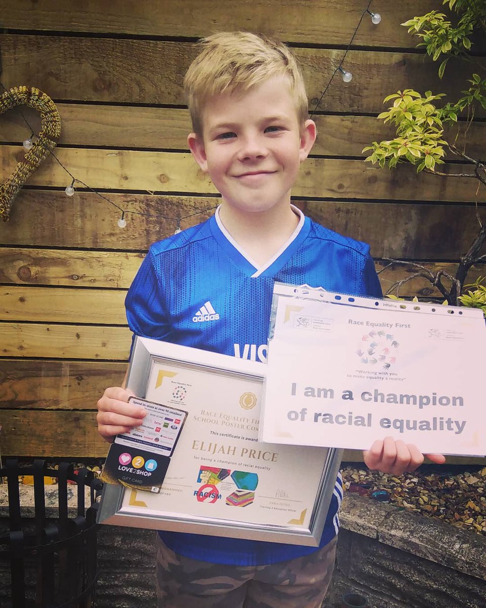 Rebecca66545294's tweet photo. Couldn't be prouder... Lovely little delivery for Elijah this morning... @MaestegSchool @PlasnewyddPS @REFCardiffVG https://t.co/1PPAb0HiiI