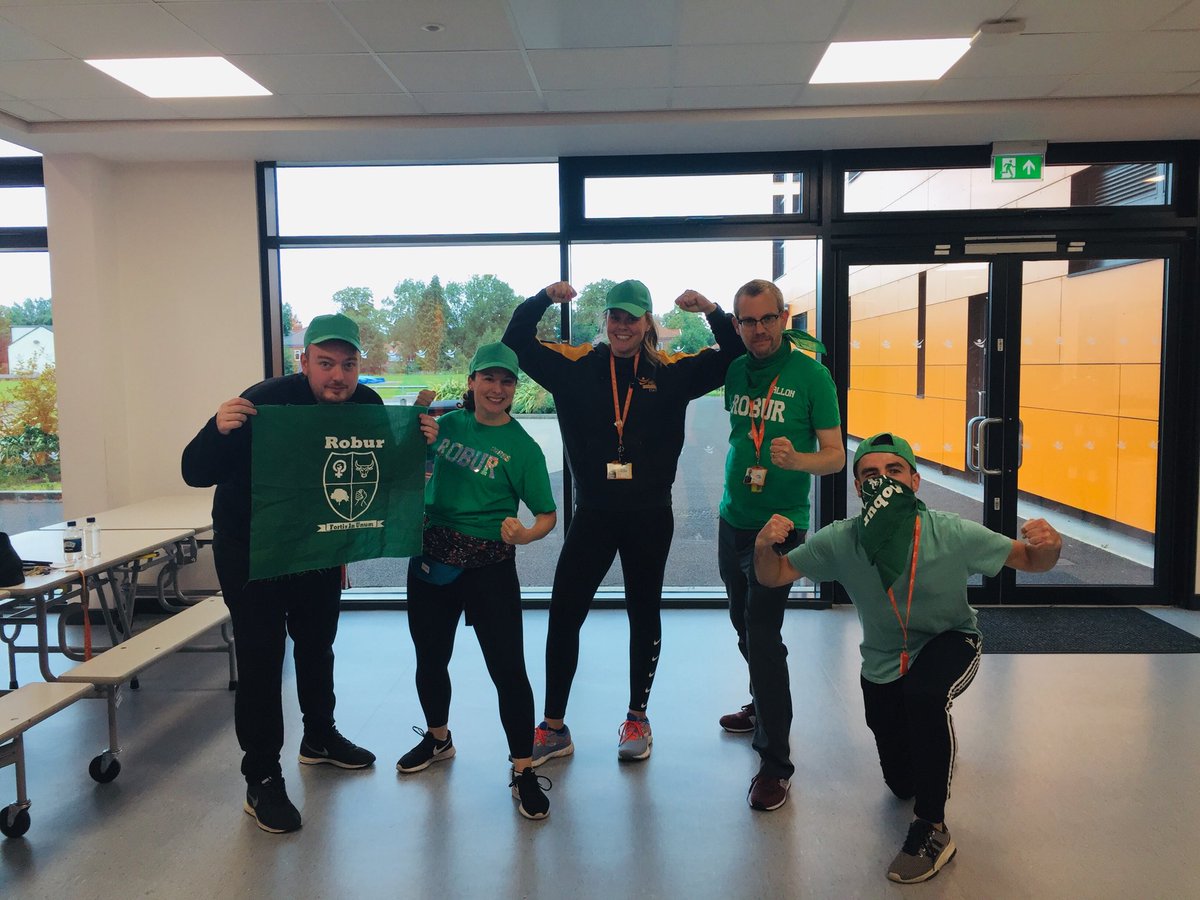 missgibbsteach's tweet photo. Robur, Robur, Robur!💚 staff #teamrobur out in force to make up for the lack of student representation for ⁦@MEACentral⁩ sports day! ⁦⁦@MEACentralPE⁩ https://t.co/G7ySbRKWvv