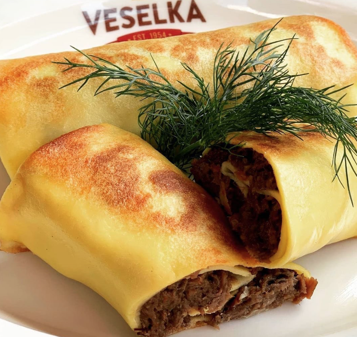 VeselkaEssex's tweet photo. The rumors are true! Short Rib Blintzes now at Veselka Essex!

Remember to order your @themarketline goodies from @shopmercato and get $20 off any order of $100 or more. 

#veselkaessex #themarketline #shortrib #blintz #shortribblintzes https://t.co/1dfseyREqK