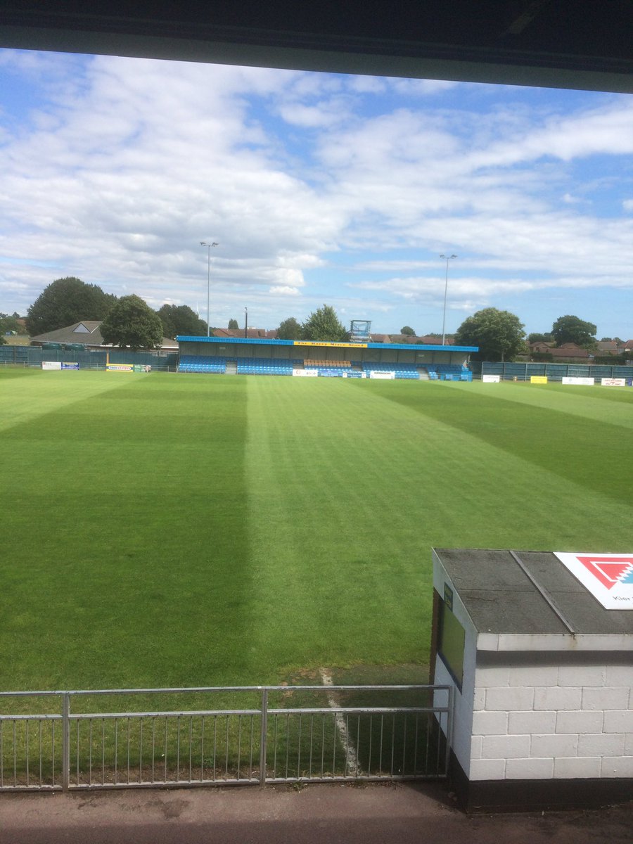 markhibbs10's tweet photo. Sodexo Horticultural Services grounds staff are looking forward to seeing Gosport FC back playing at The Enclosure, Privett Park....The pitch is looking fantastic @Hort_Sodexo @GosportCouncil https://t.co/vVCcbdQNV5