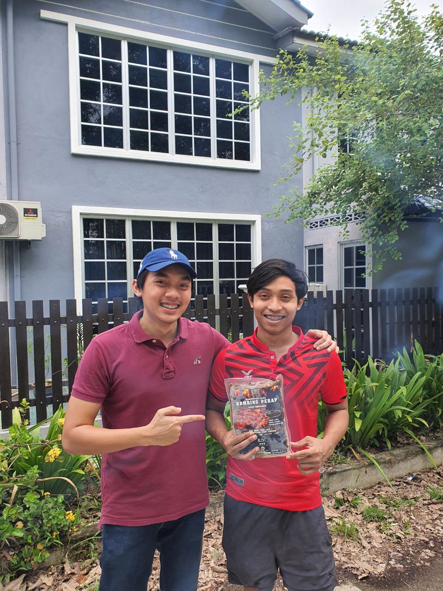 tbtsteak's tweet photo. Look at our customer faces!!! Cant wait to have a taste of our premium marinated steak.. ๐คฉ๐คฉ๐คฉ What are you guys waiting for!!
๐ฒ Click link on bio fast!!
#kambingperap #dagingperap #happy #easy #bbq #steak https://t.co/1sCB7V06JR