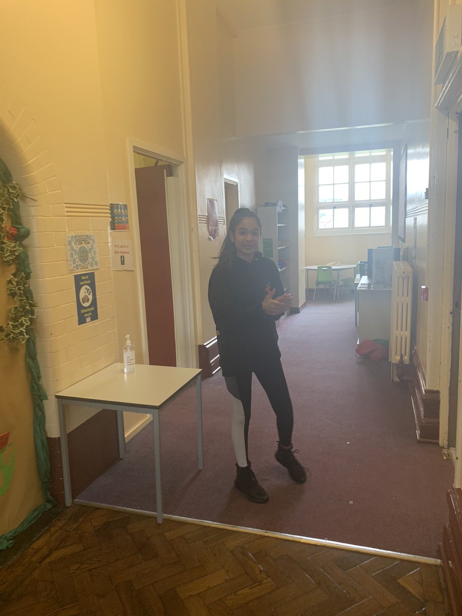 FordBethan's tweet photo. @Llanwern_High have had some lovely  socially distanced visits with the primary school pupils who have missed out on transition. Thank you for having us and see you in September https://t.co/QFZAmjo8dG