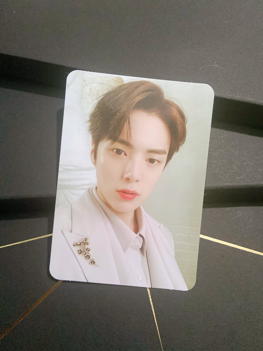 myeyesonyoo's tweet photo. [WTT - PH ONLY] 
✨ minhyuk (ver 2) ➡️ kihyun (ver 4) 
✨ hyunghyuk and showhyuk ➡️ kihyungwon, jooki, or showki 
✨ minhyuk polaroids ➡️ jooheon or shownu 

refer to 4th pic for pc reference~

please help share! thanks so muchhh 💗 
#MONSTA_X #MONSTAX_FANTASIA #MonstaXPH https://t.co/5UVlCyn9wB