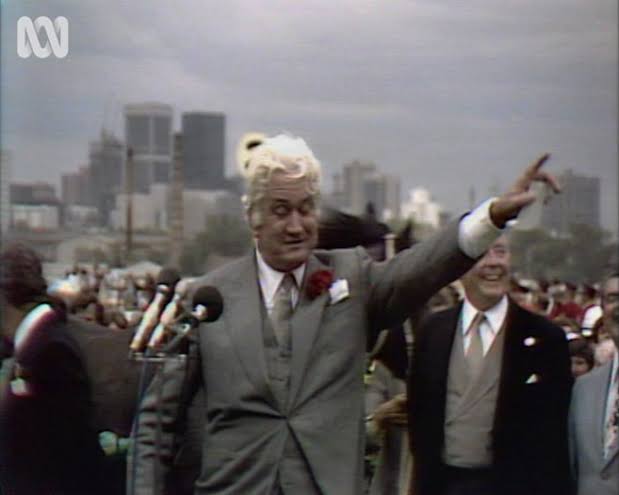 madameshawshank's tweet photo. @bykemp @MattOsborn Elizabeth Reid: He ( #JohnKerr )had a strong sense of entitlement. What I've since learned is that that sense of entitlement,it's a mark of misogyny.I just think the man was constantly inebriated.There comes a level of inebriation when you just go after what you want
#offhisface https://t.co/vjlJt0z12S