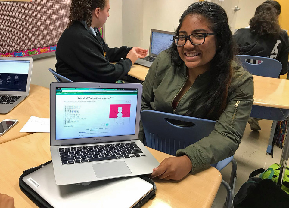 codeartorg's tweet photo. We miss our days in the #classroom and can’t wait till its safe for us to all go back! But for now, we’ll stay reminiscing on our @YWPAMONARCHS #CodeHER days! Did you know #CodeART did a school-wide Day of #Code kickoff, 8 monthly sessions, AND an End-Of-Year showcase with YWPA? https://t.co/E62YRhOsG1