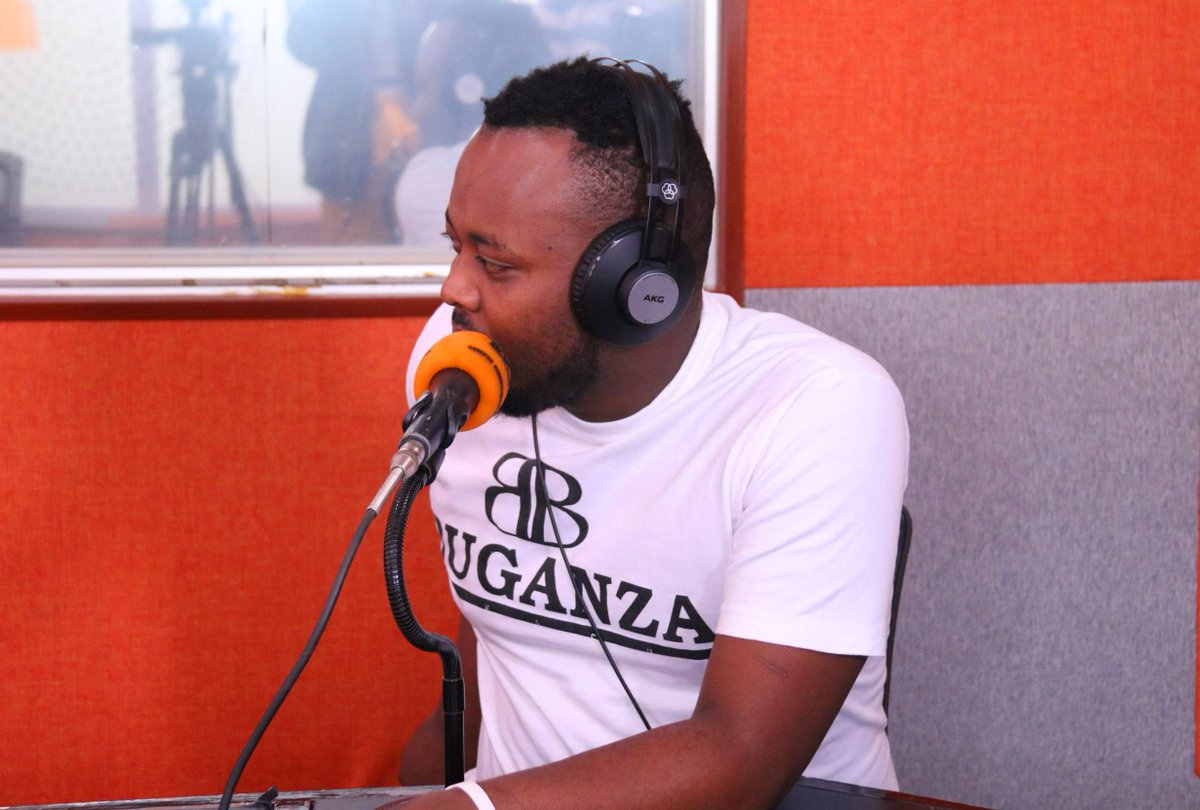 Radiotv10rwanda's tweet photo. #overdriveshow right now at 87.6, 93.6 na 99.0 FM ndetse no kuri TuneIn
Bertrand https://t.co/qWSqIm4lDV