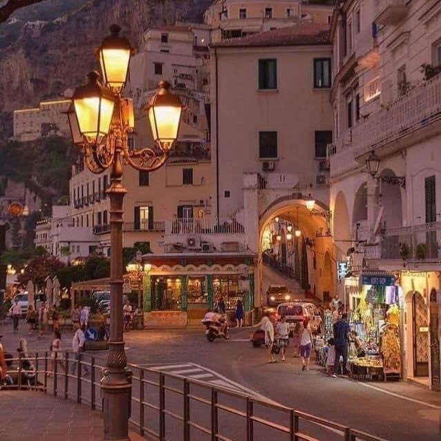 eliesaaabs's tweet photo. Italy https://t.co/7D3UoQVqDy