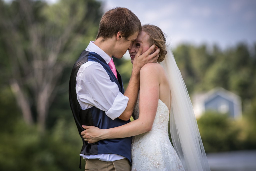 DaynaPhotos's tweet photo. #engaged #wedding #maine #mainewedding #mainephotographer #photographer #Bride #Groom https://t.co/jeIuYyzIOR