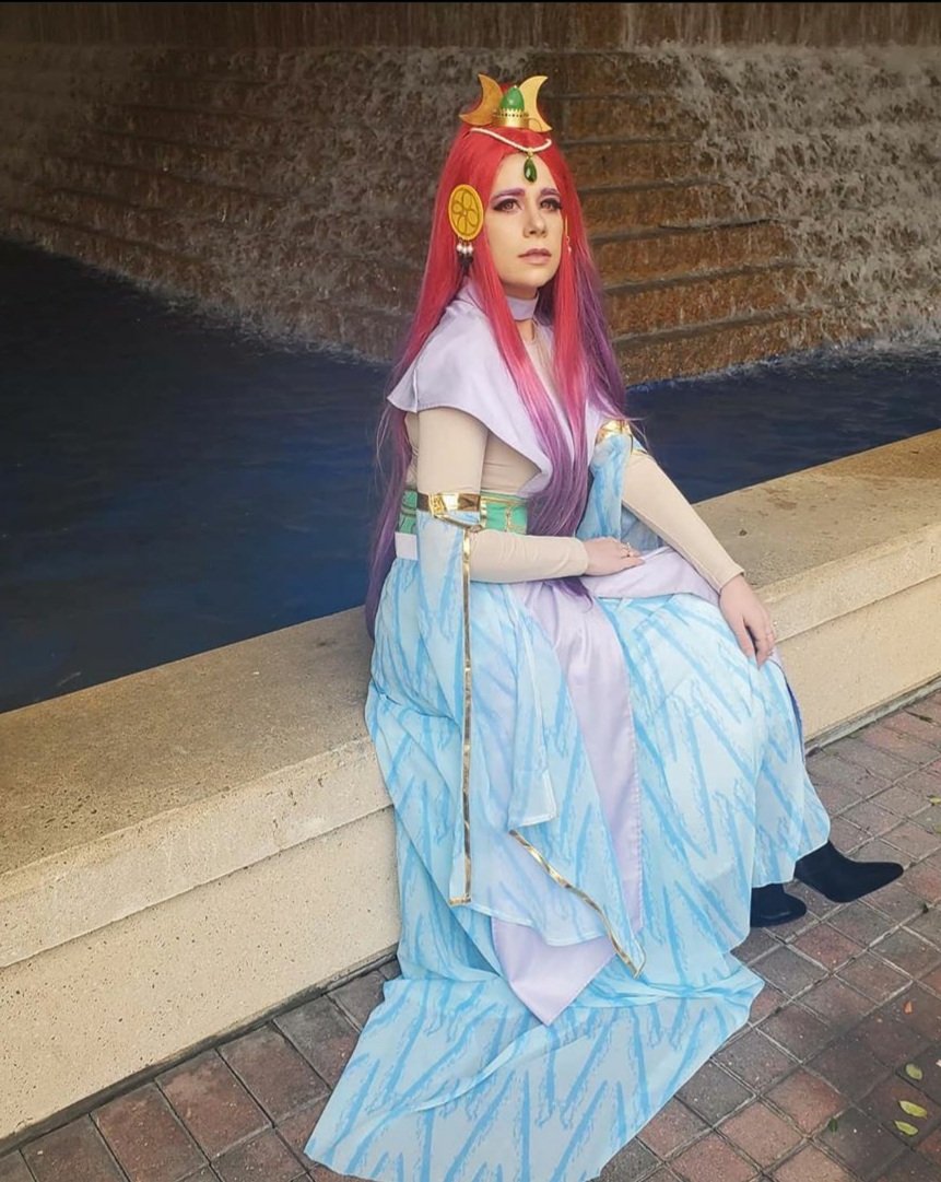 nightleycosplay's tweet photo. I really am missing con season right now. At least I got to go to one (@KamiCon) this year. Here's Nadia from @thearcanagame I took to #kamicon2020 this year.
#thearcana #thearcanacosplay #nadiacosplay #nadiasatrinava #countessnadia https://t.co/6Zx1wG7T7l