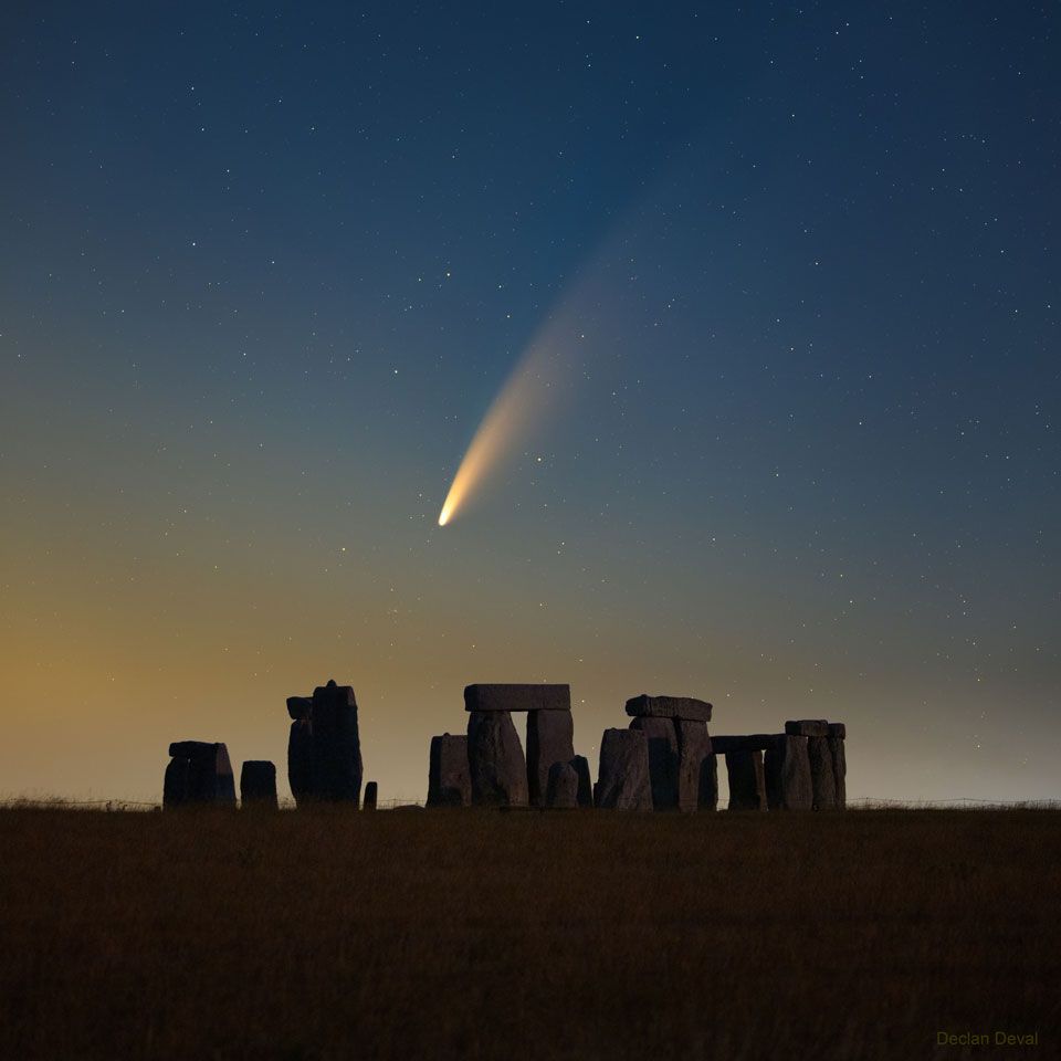 SETIInstitute's tweet photo. .@apod 2020 July 14 - In the featured image, #cometNEOWISE was captured two mornings ago rising over Stonehenge in the UK. Go outside just at sunset and look to your northwest. The lower your horizon, the better. https://t.co/eYVJYsdFxv C: Declan Deval https://t.co/4Y1ZckjnFp