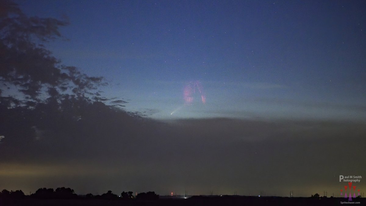 PaulMSmithphoto's tweet photo. Getting closer to the shot I want.. Comet #Neowise and red sprites through the anvil cirrus last night in Kansas. 7/13/20 #kswx https://t.co/yAQJPX1W6f