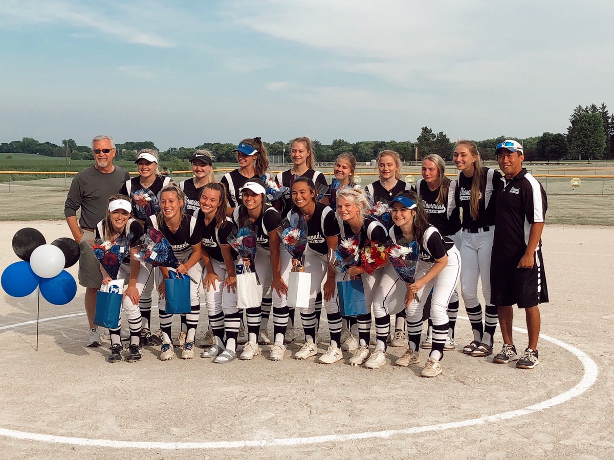 16u_js's tweet photo. Celebrating this amazing team and coaches and the lessons learned, laughter shared and friendships made together over the past 5 seasons!! Cheers to new beginnings for all!  Thank you @jordansmith2121 @AllisonHausl @MarkDSmith @coach2morrow for EVERYTHING!! #wascoproud https://t.co/iWOcjGQce7