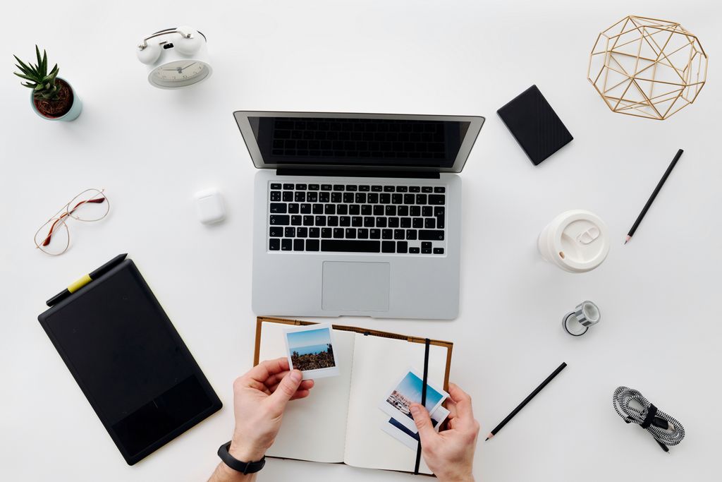 useformat's tweet photo. Has COVID-19 changed the way you work? Maximize your work-from-home setup with these productivity tips. https://t.co/ocuIAMsLe5 https://t.co/wB6U1JQNQq