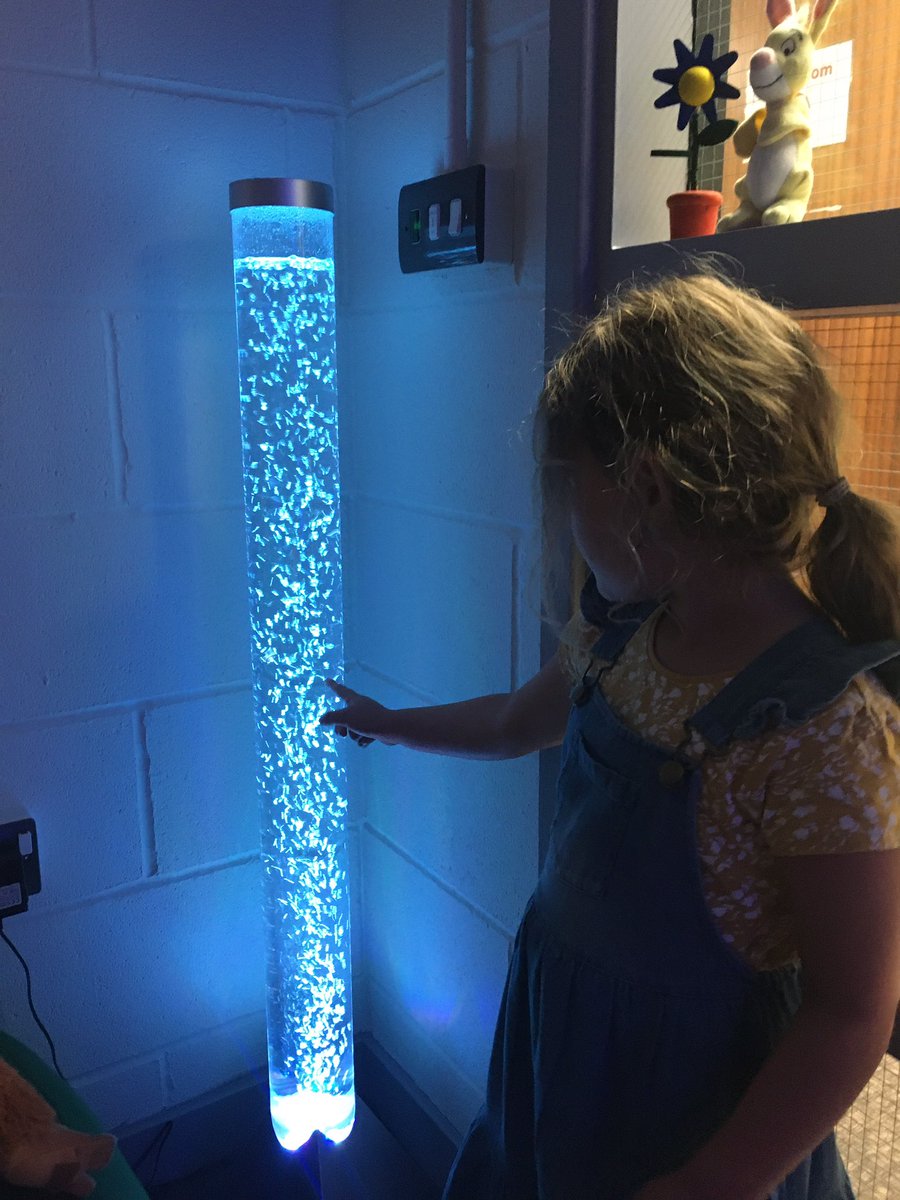 EmmaEnfys's tweet image. #hubschool are chilling in the #wellbeing room @TISUK_ @allsaintsps