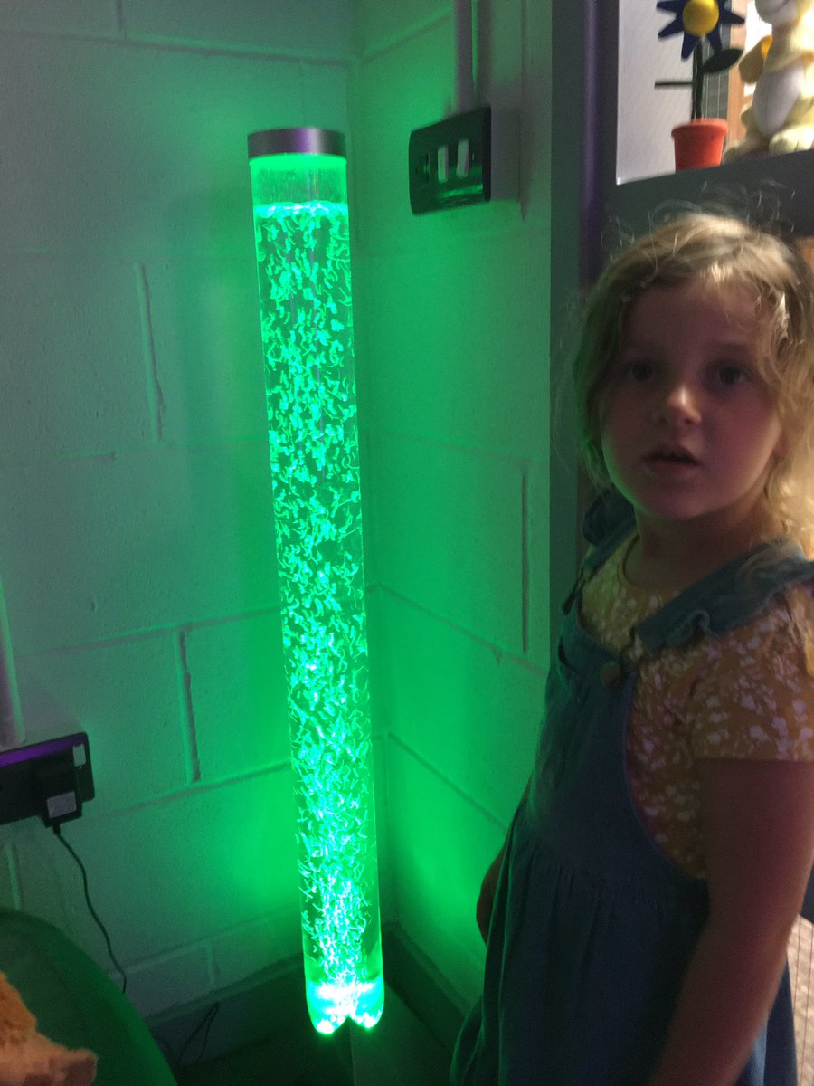 EmmaEnfys's tweet image. #hubschool are chilling in the #wellbeing room @TISUK_ @allsaintsps