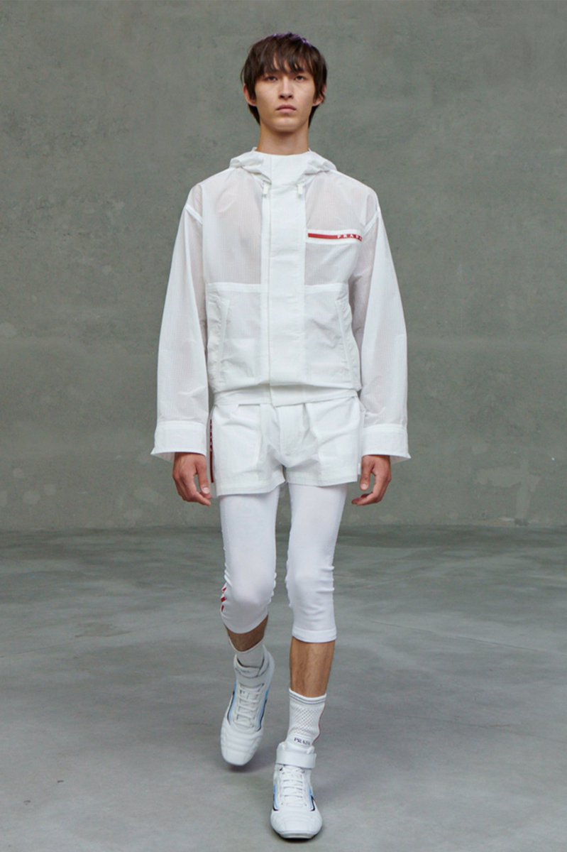 diorangxl's tweet photo. Prada Spring 2021 Menswear https://t.co/D4NomxyBBr