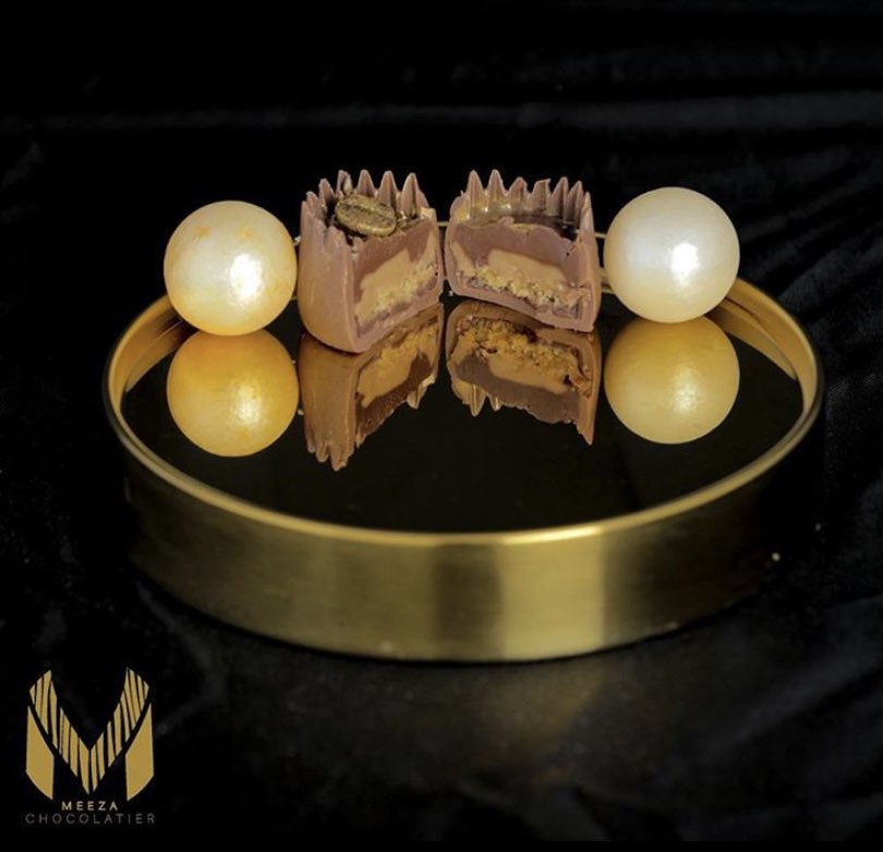 اطلب ميزا تشوكلت 
وخلي مع القهوة طعم 😍🍫