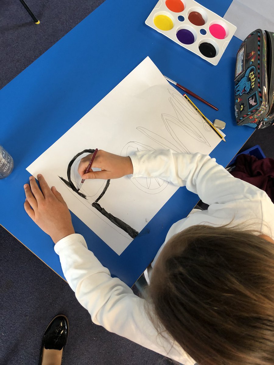 MissBourkeYear4's tweet photo. We created some Pop Art this afternoon - some great artists in 4 Wilson! 🎨 @KarenCrawley6 https://t.co/irir9Oi5Mt