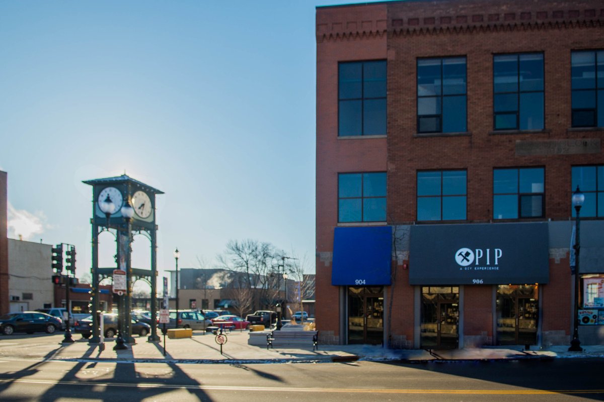 RaspberryFest's tweet photo. Hopkins Businesses are open! Do you need a gift for a friend?  Do you need your hair cut? Want to grab lunch? Hopkins business owners are here to serve you.  Please shop Hopkins on July 18! #Hopkins #RaspberryFestival #ShopHopkins" https://t.co/QAZV2BcPr2